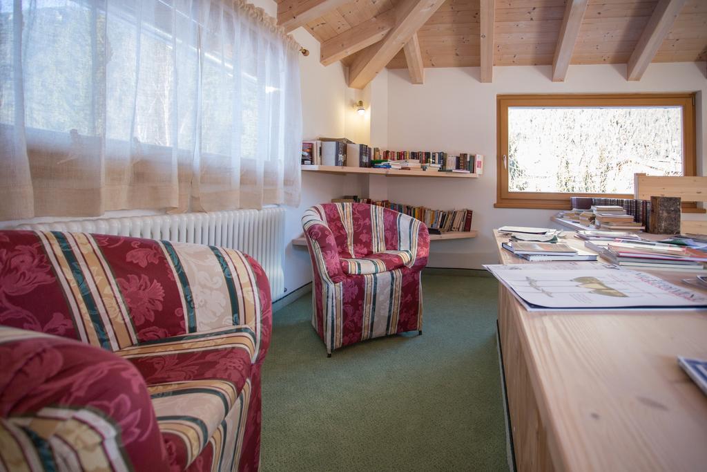 Castelir Suite Hotel Panchia Exterior photo